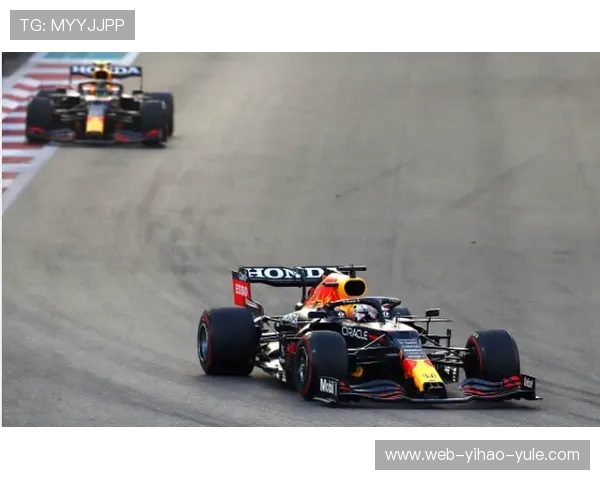 费尔斯塔彭再创辉煌 F1赛季冠军争夺战白热化